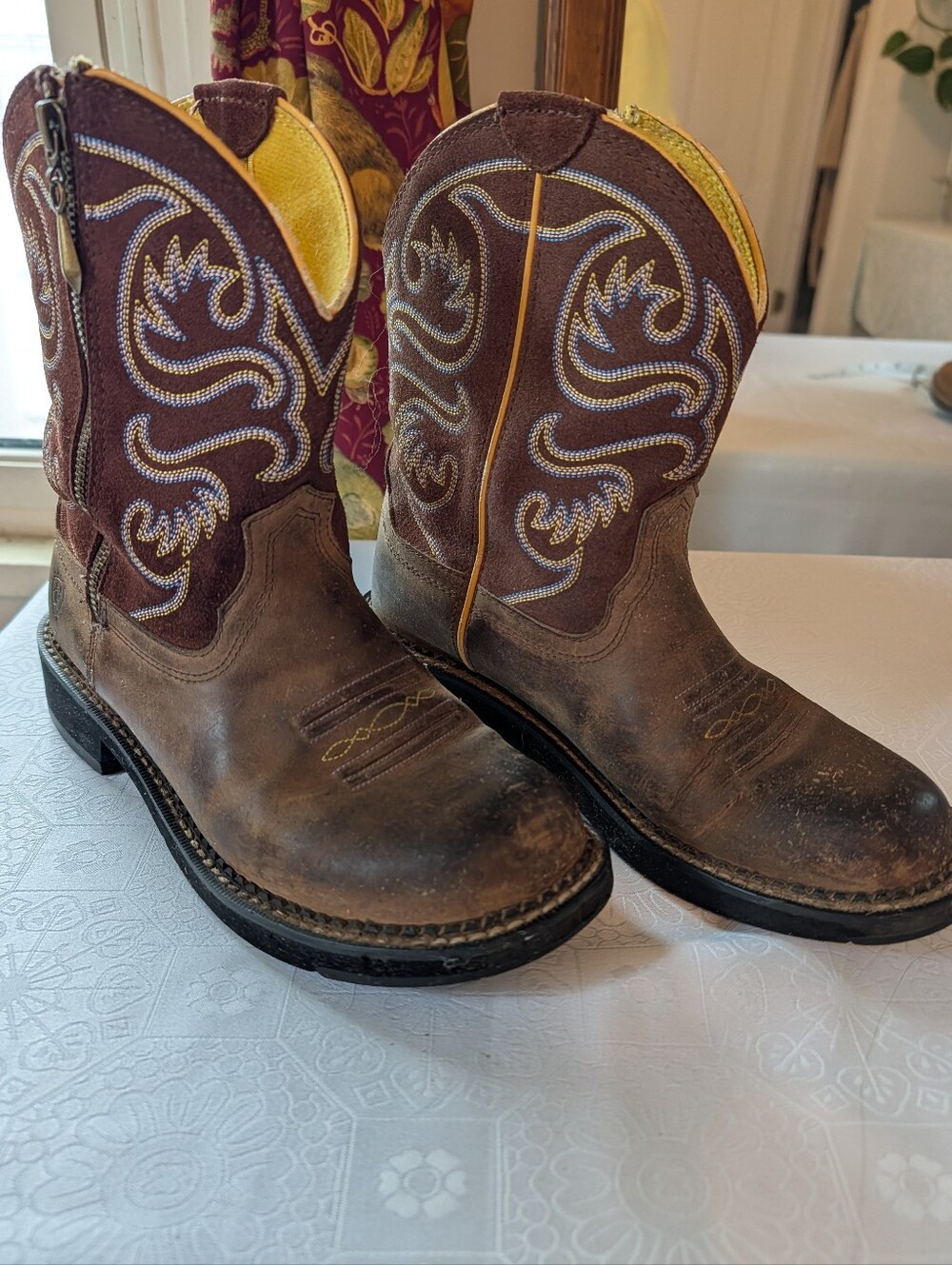 Ariat Fatbaby Tan Cowboy Boots w/Zipper 8.5